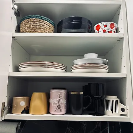 Easy Check-in 10 Minutes Parking Wifi Welcome Gift Starbucks Coffee דירה